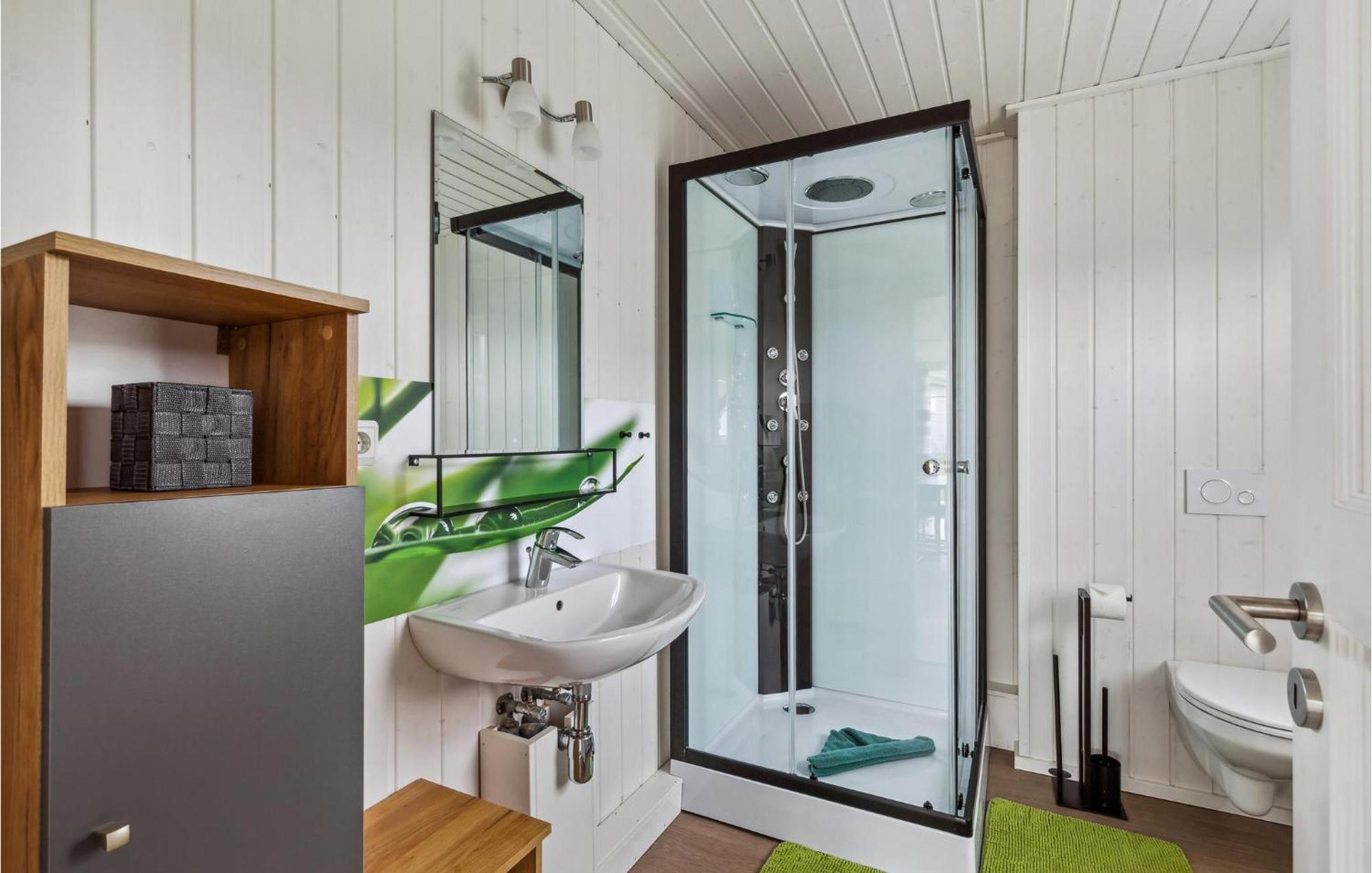 2 Bedroom Pet Friendly Home In Zerpenschleuse Exterior foto